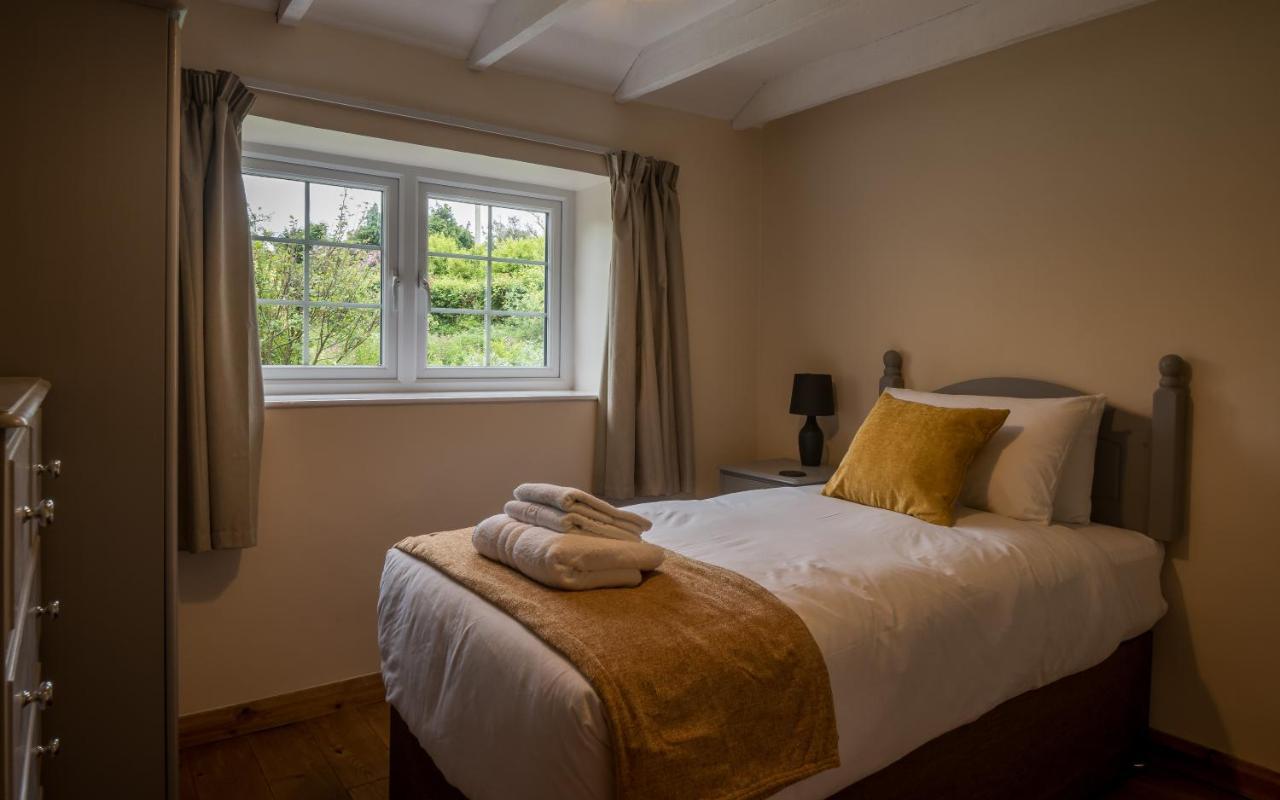 Ramblers Retreat Villa Helston Exterior photo